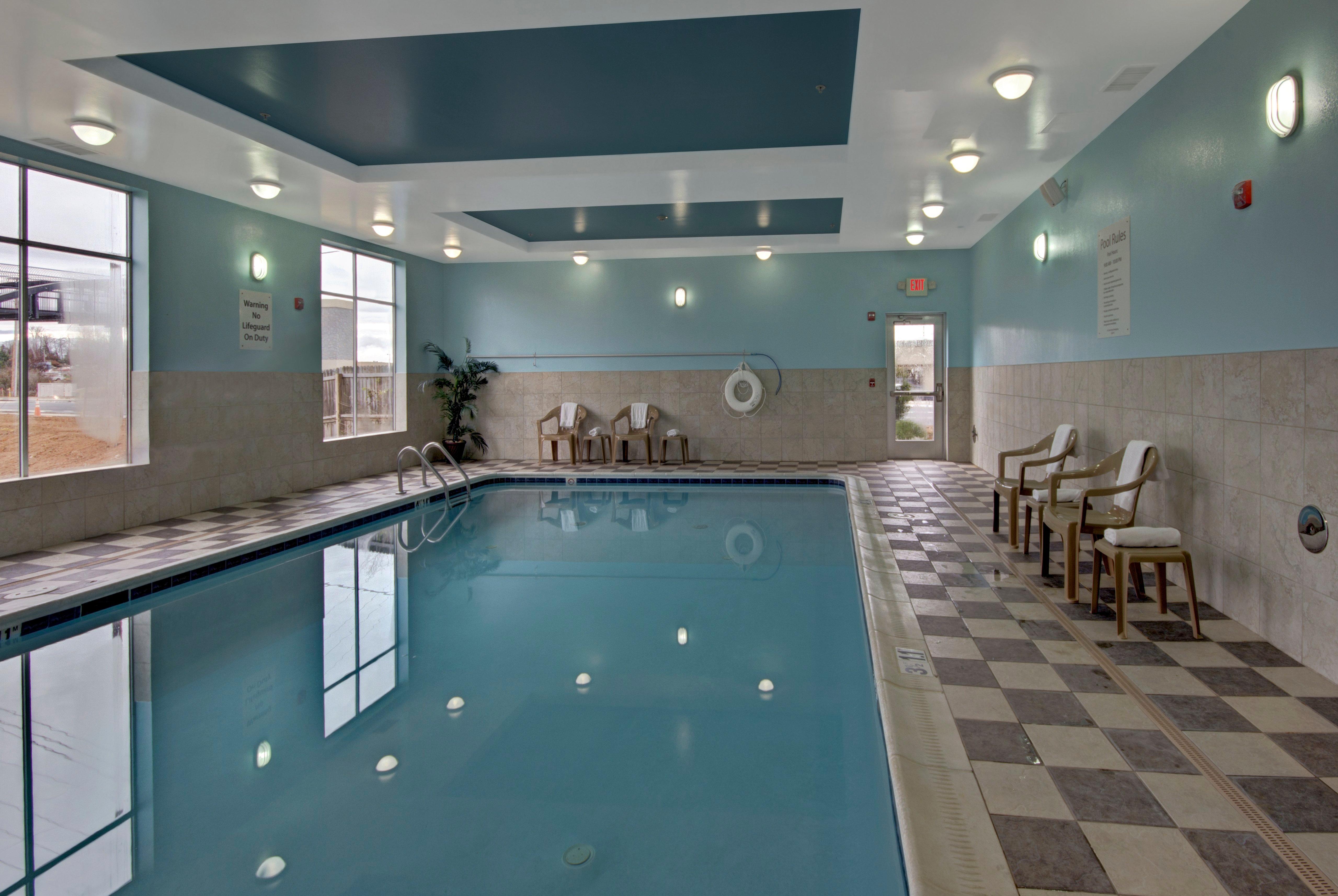 Holiday Inn Christiansburg Blacksburg By Ihg Zewnętrze zdjęcie